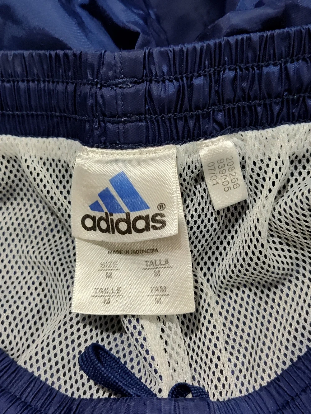 VTG Adidas Windbreaker Track Pants w/Pockets, Mesh-Lined, Men’s M. Blue. 2001 - Picture 5 of 8